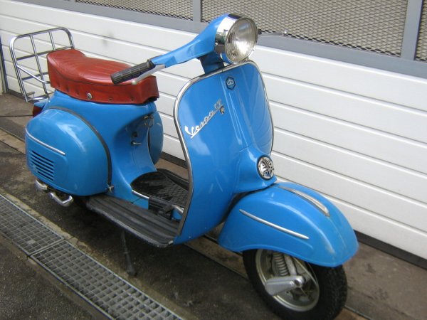 vespa_gtr_125_vore_1253009336.jpg