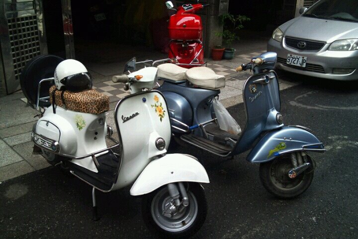 VESPA 6.jpg